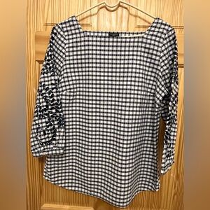 Talbots Women's Petite Medium 3/4 Sleeve Blouse with Eyelet Detail, Navy & White